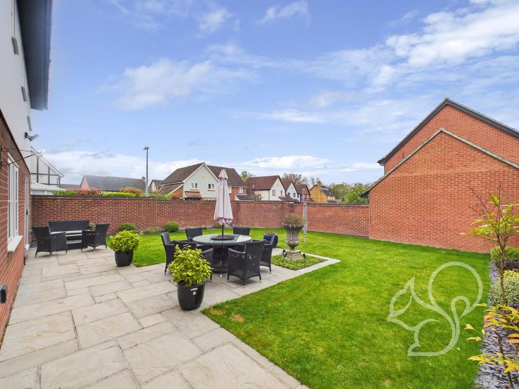 CAM01659 G0-PR0407-STILL001.jpg