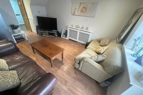 2 bedroom end of terrace house for sale, Parklands, Rochford, Essex, SS4