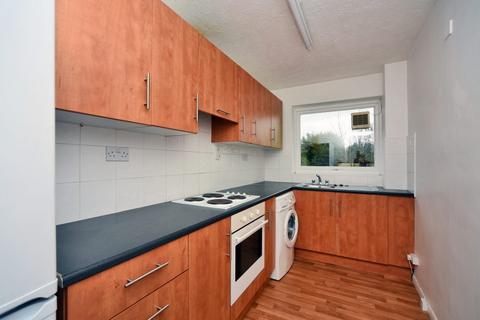 2 bedroom apartment to rent, Fulmer Court, Surbiton