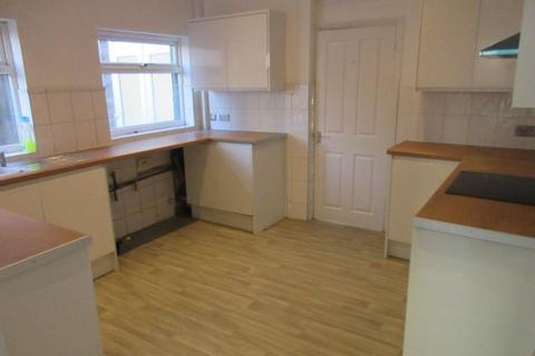 4 bedroom terraced house for sale, Woodgrange Drive, Southend On Sea