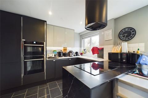 5 bedroom terraced house for sale, Shefford Crescent, Wokingham, Berkshire, RG40