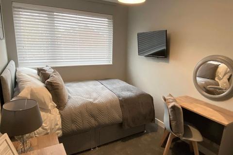 37 Shefford Crescent, Wokingham, RG40 1YP