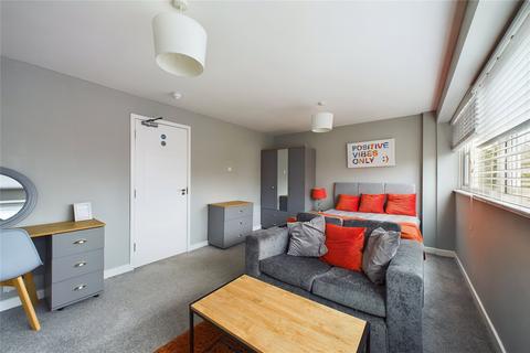 37 Shefford Crescent, Wokingham, RG40 1YP