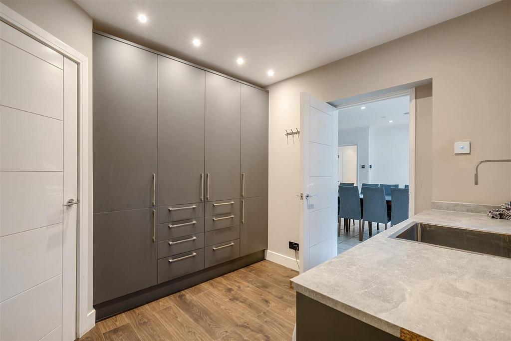 Kitchenette