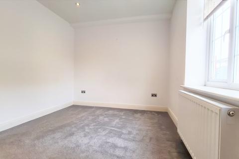 1 bedroom flat to rent, Windmill Road, BILLS INCLUDED, TW8