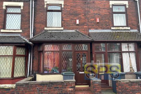 2 bedroom terraced house for sale, Warrington Road, Stoke-on-Trent ST1