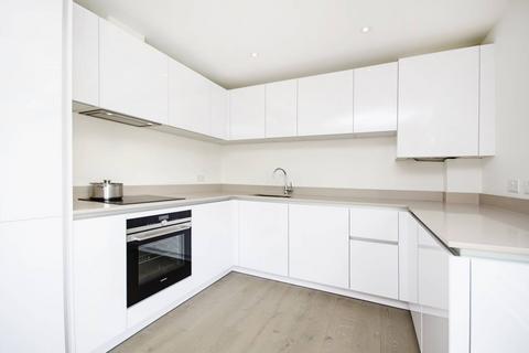 2 bedroom flat to rent, Walm Lane, Mapesbury Estate, London, NW2