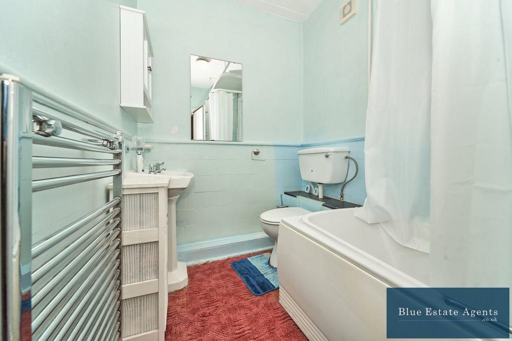 First Floor Family Bathroom Suite