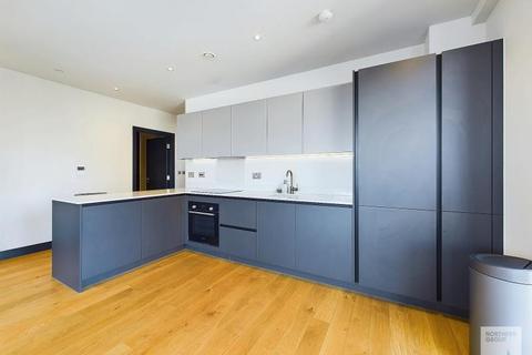 2 bedroom apartment to rent, New Cross Central