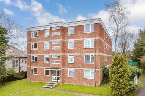 2 bedroom flat for sale, Peaslake Court, South Sutton SM2