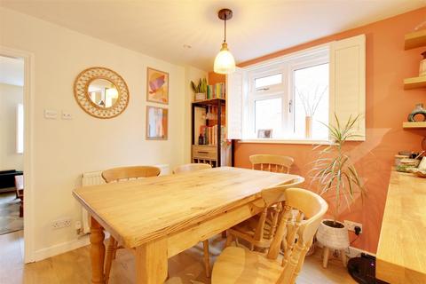 2 bedroom end of terrace house for sale, Albert Street, Tring