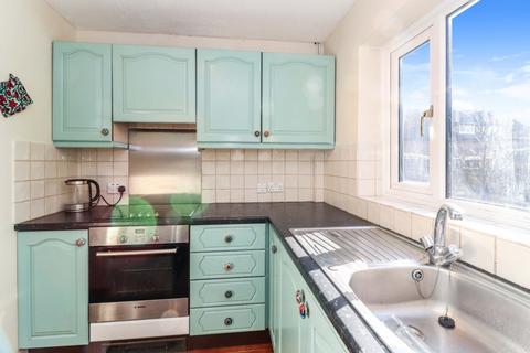 4 Bell Close, Beaconsfield, HP9 1AT
