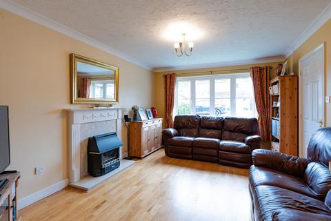 4 bedroom detached house for sale, Rutherford Close, Abingdon, OX14