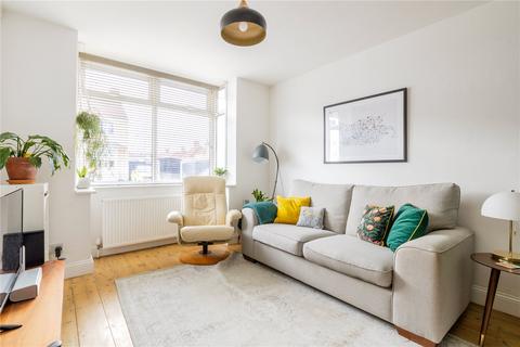 74 Somermead, Bristol, BS3 5QS