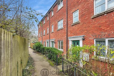 4 bedroom townhouse for sale, Hutley Drive, Colchester, Colchester, CO4