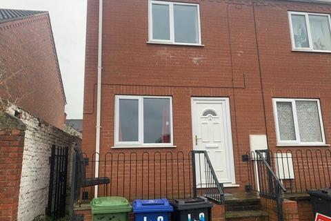 2 bedroom terraced house to rent, Mansel Street, Grimsby DN32