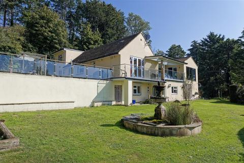 6 bedroom detached house for sale, Chalk Pit, Newington, Folkestone