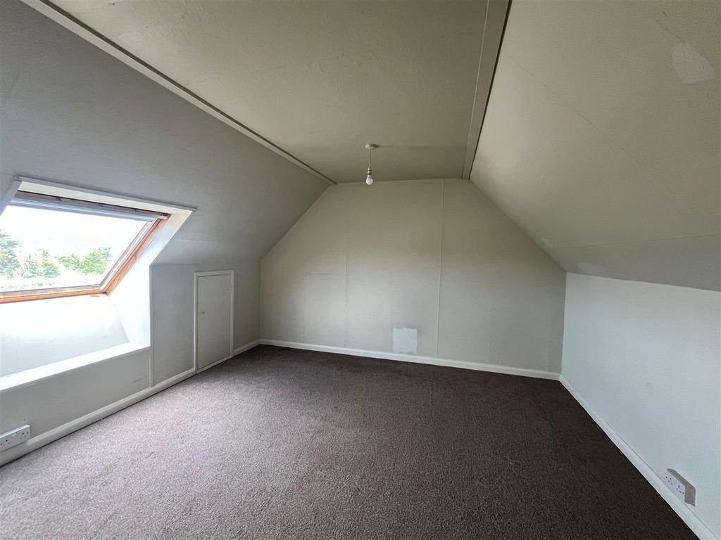 Top bedroom.jpg