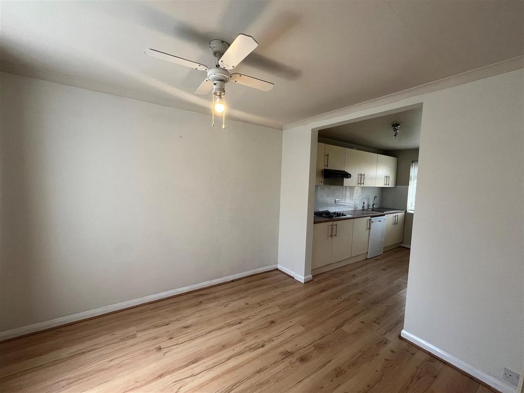 Dining room.jpg