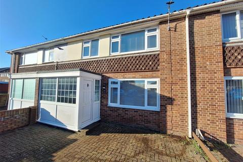 59 Appledore Crescent, Folkestone, CT19 4NB