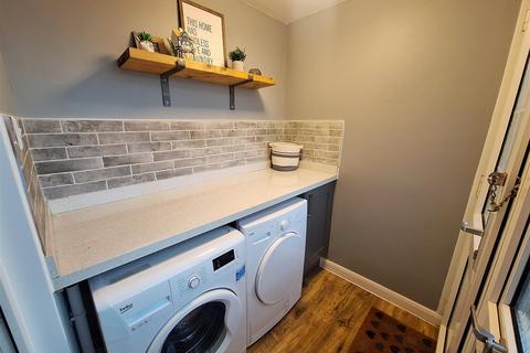 59 Appledore Crescent, Folkestone, CT19 4NB