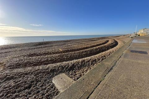 3 bedroom flat for sale, Sandgate High Street, Sandgate, Folkestone