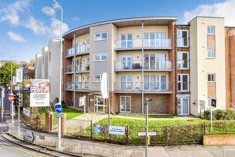 2 bedroom flat for sale, Elkington House, Dover CT16