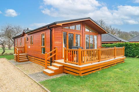 undefined, Langmere Lakes, Frettenham