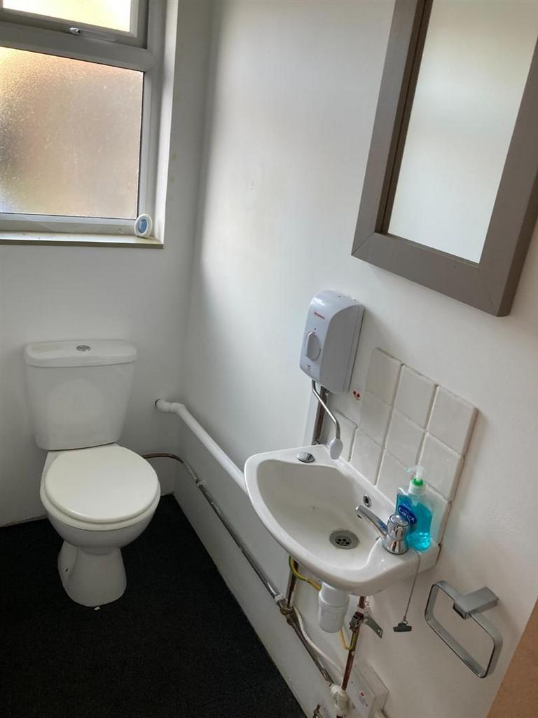 Wc.jpg