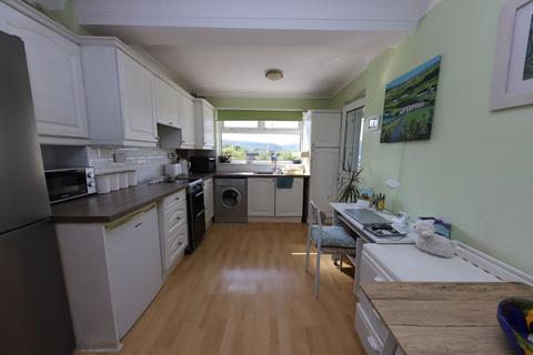 6 Derwent Drive, Aberdare, CF44 0LN