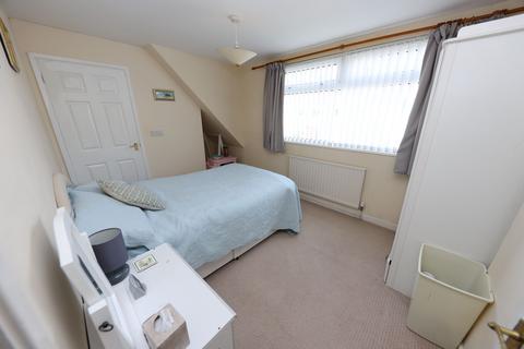 6 Derwent Drive, Aberdare, CF44 0LN