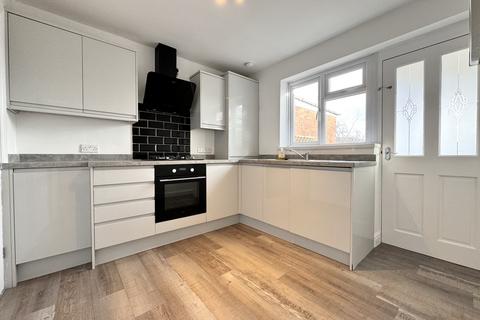 10 Derwent Drive, Aberdare, CF44 0LN