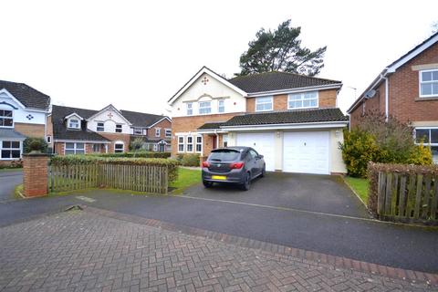 5 bedroom detached house for sale, Hillmeadow, Verwood