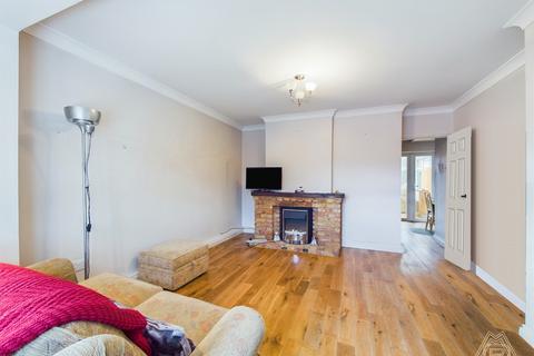 68 Fullarton Crescent, South Ockendon, RM15 5HW