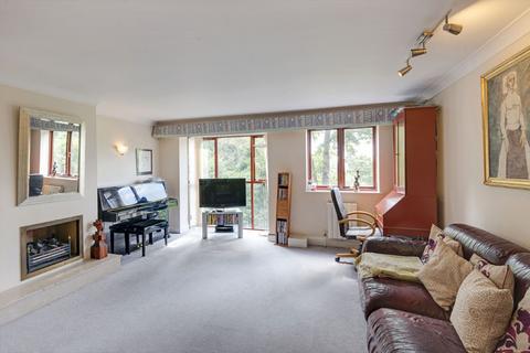 4 bedroom house for sale, Thornbury Square, Highbury N6