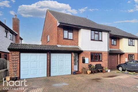 4 bedroom detached house for sale, Orchard Close, Elmstead Market