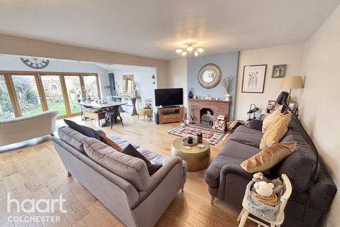 4 bedroom detached house for sale, Orchard Close, Elmstead Market