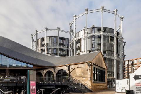 2 bedroom flat for sale, Lewis Cubitt Square, London, N1C
