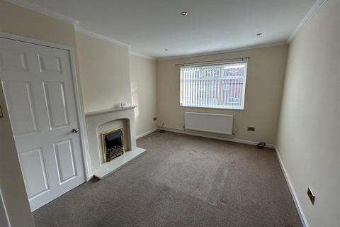 2 bedroom flat to rent, Whitehouse Lane, North Shields