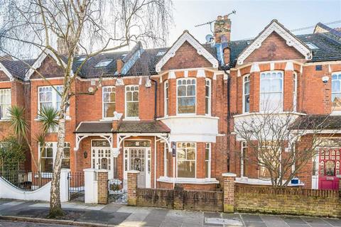 4 bedroom semi-detached house to rent, Winchendon Road, Teddington TW11