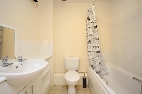 2 bedroom flat to rent, Tullis Street, Bridgeton