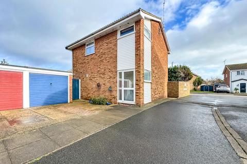 3 bedroom detached house for sale, Mariners Court, Great Wakering SS3