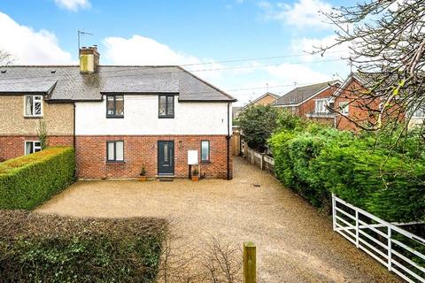 3 bedroom semi-detached house for sale, Hookstone Chase, Harrogate, North Yorkshire