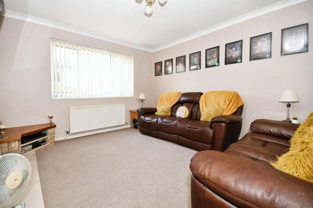 SITTING ROOM 01.jpg