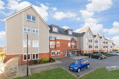 2 bedroom flat for sale, Pilots View, Chatham, Kent