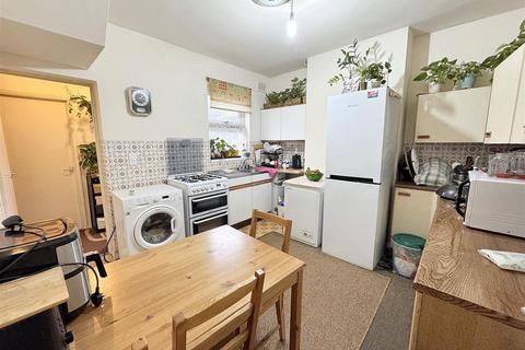 2 bedroom terraced house for sale, Downsell Road, London