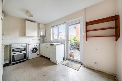 30 Trent Way, Worcester Park, KT4 8TT