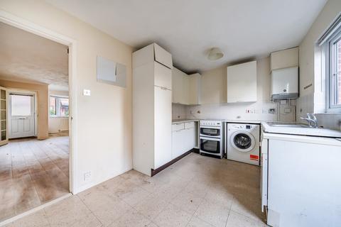 30 Trent Way, Worcester Park, KT4 8TT