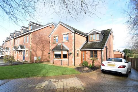 15 Eagley View, Bury, BL8 2HL
