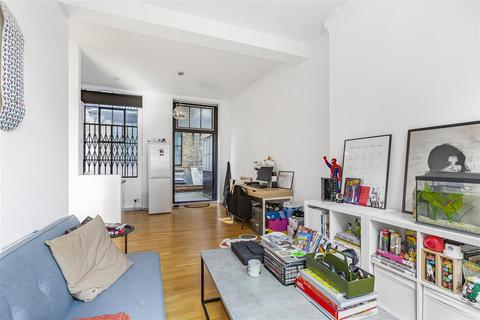 1 bedroom apartment for sale, Domingo Street, Islington EC1Y